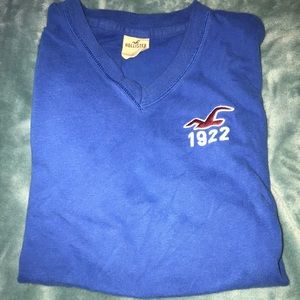 💙 vintage? (idk) hollister tee 💙